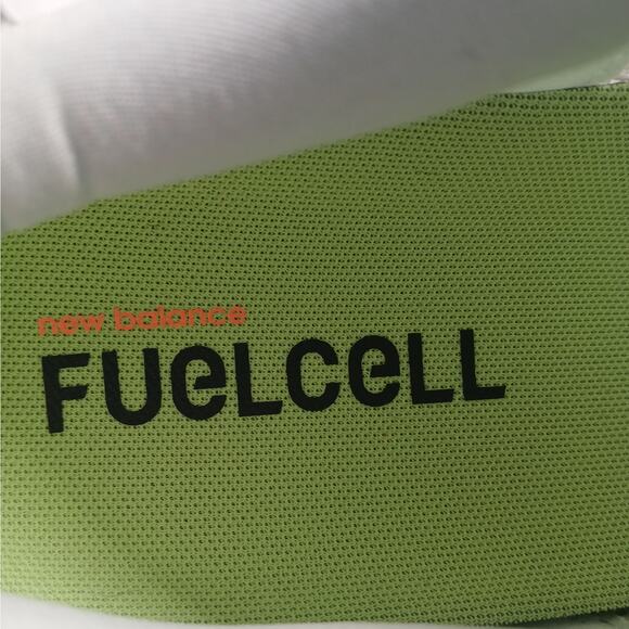 New Balance FuelCell Propel Athletic Running Sneakers Men 9 Women 10.5 / 2E Wide - Picture 10 of 11